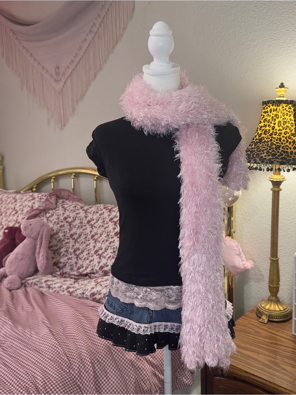 Y2K Limited Too Fuzzy Pink Scarf